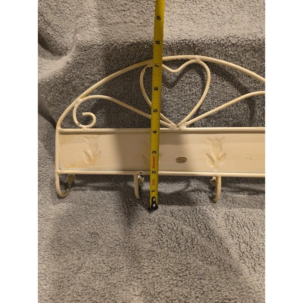 Heart Tulip Off White Metal Distressed Wall Hanging W/Hooks Cottage Farm Grandma